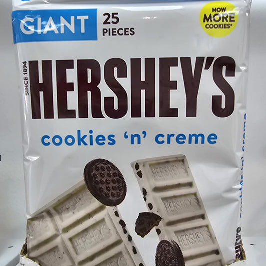 Giant Hersey's Cookies 'n' Creme